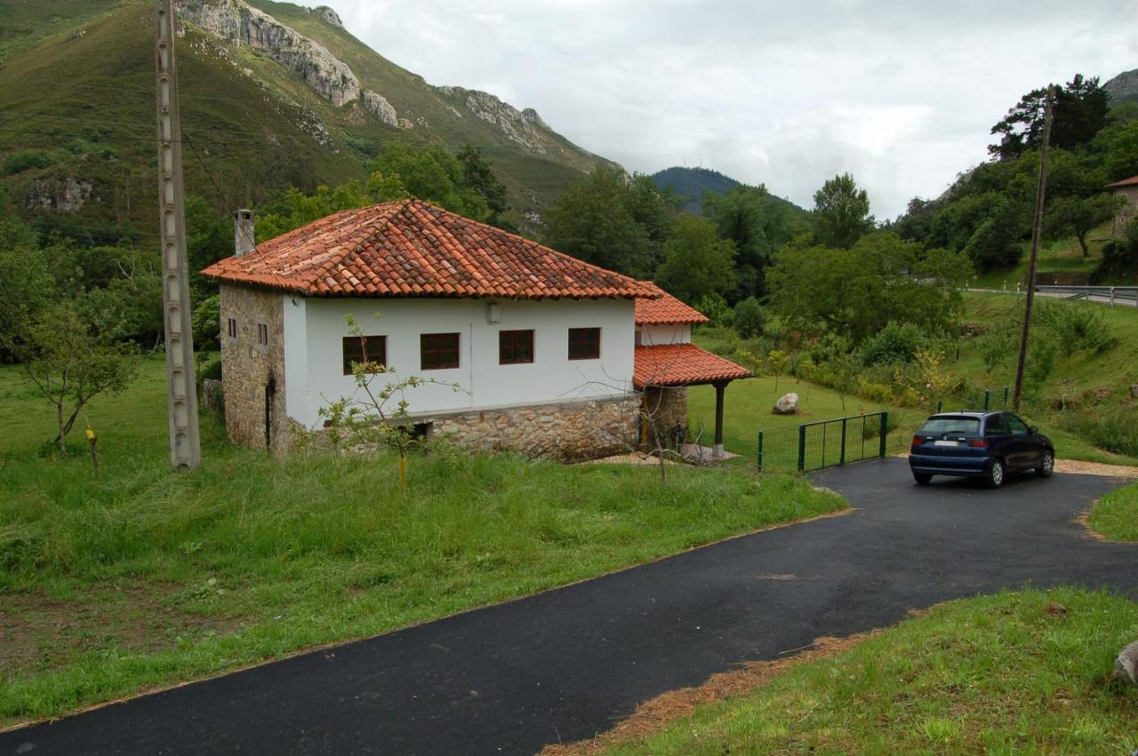 Вілла Casa Del Sella El Llano Екстер'єр фото