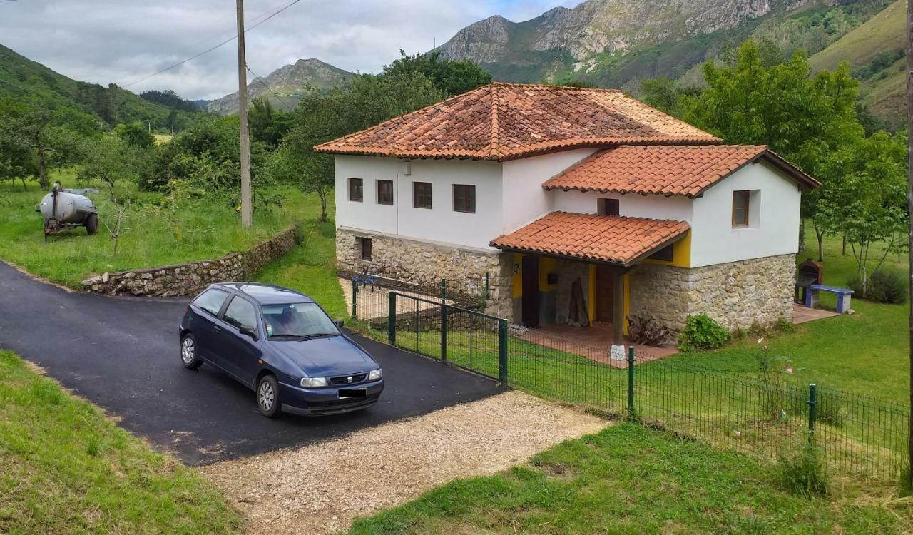 Вілла Casa Del Sella El Llano Екстер'єр фото